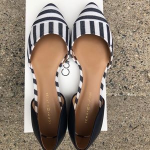 Tommy Hilfiger ballets. Size 6.